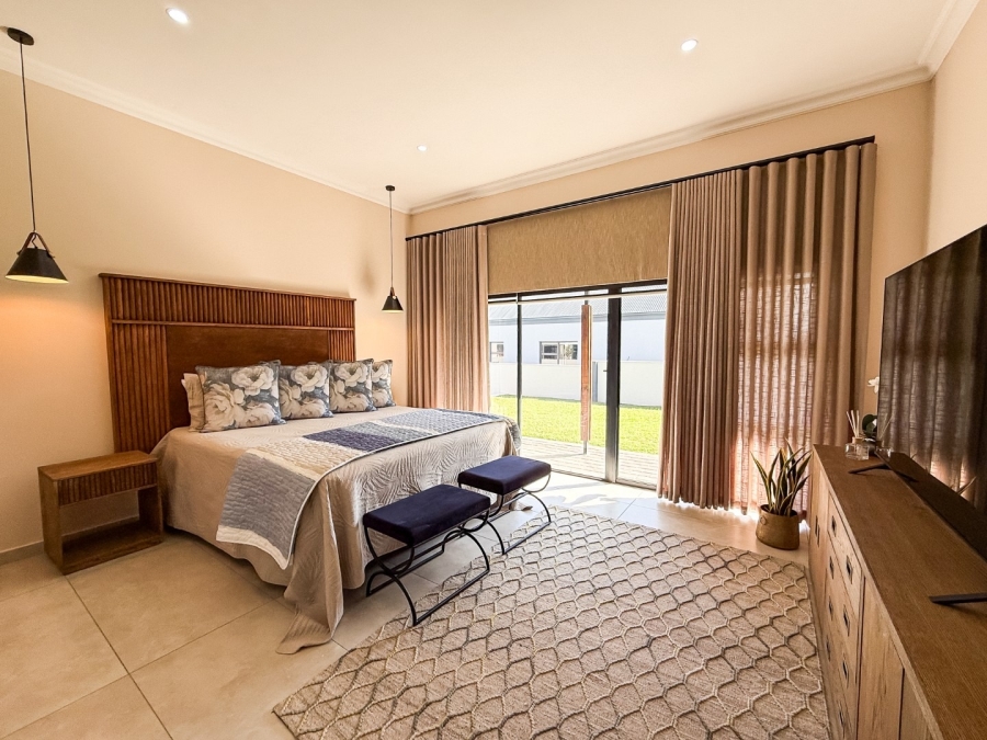 4 Bedroom Property for Sale in Meerhof North West